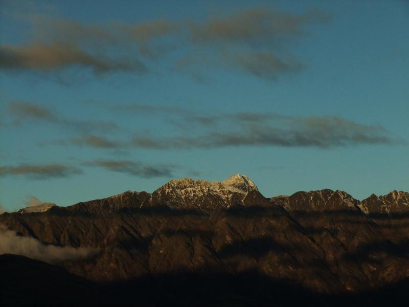 午後5時頃のリマーカブルズ山脈