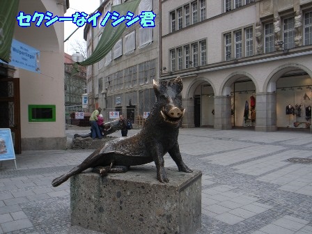 http://peesaurus.blog.fc2.com/
