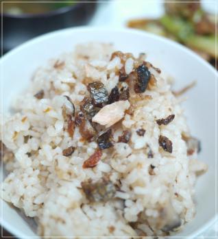 鮭の炊き込みご飯