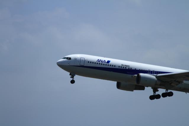 re120709富山空港_8