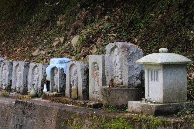 7D201208080049散居村r