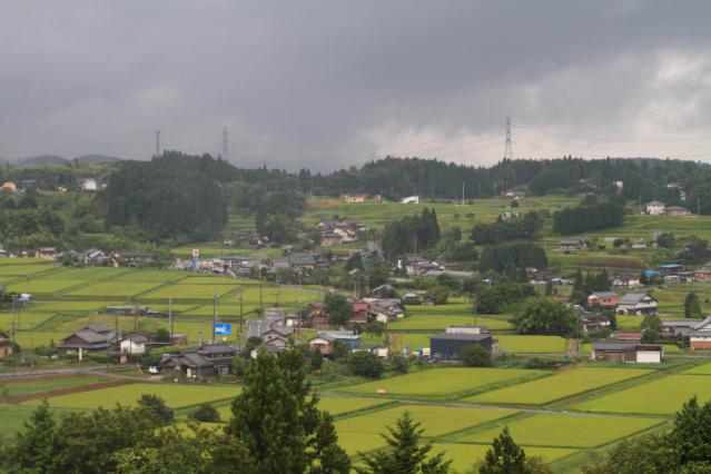 60D201208130470 巌立r