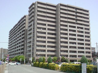 サーパスシティ