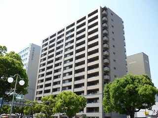 SA駅前外観