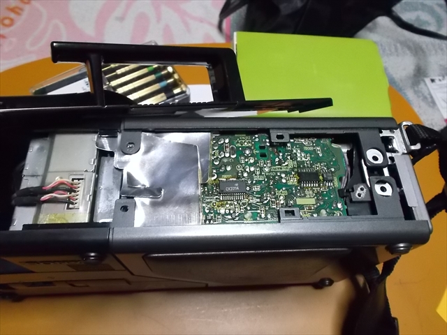 CCD-V8 AF Mk-II 分解 1