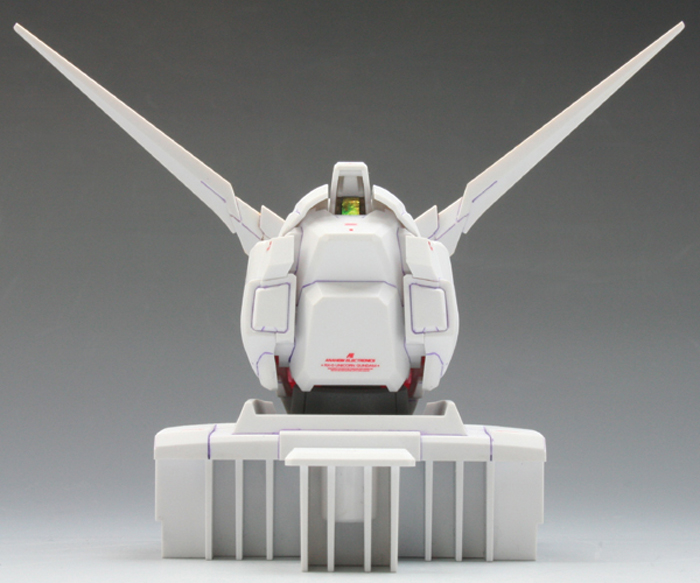 1/48 ユニコーンガンダム ヘッドディスプレイベース 簡単作例