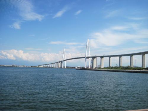 新湊大橋