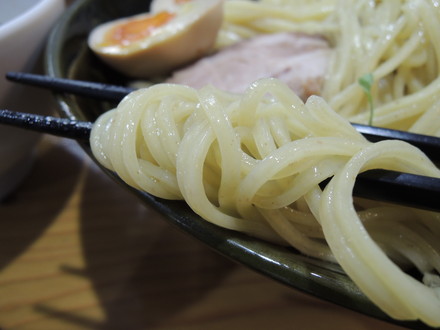 冷やしつけ麺 すするの麺