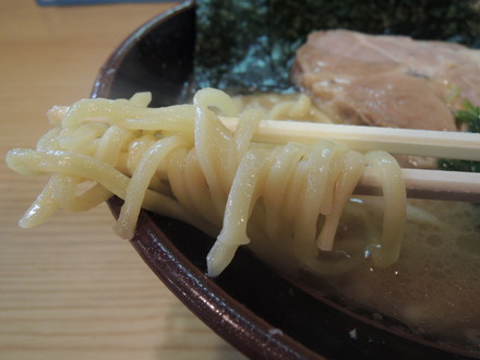 らーめん(並)の麺