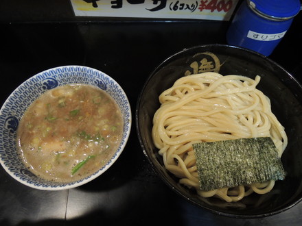 豚骨つけ麺 大盛(冷やもり、ダブルスープ)(950円)