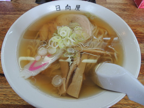ラーメン(600円)