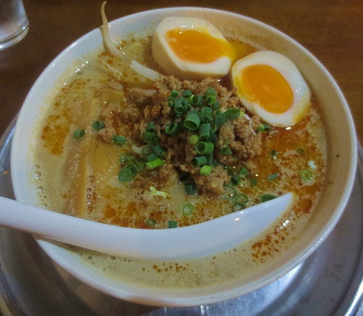 担々麺(¥850)