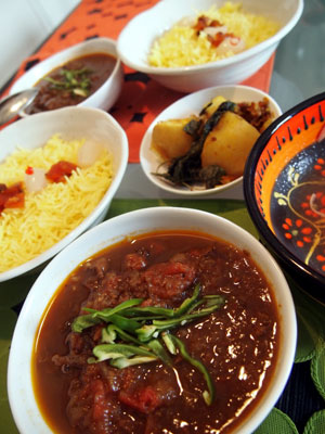 牛肉とトマトのカレー