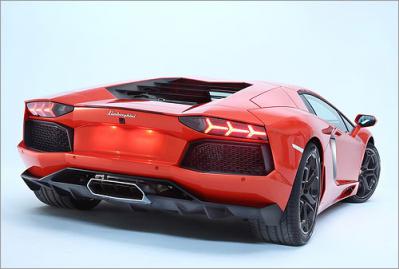 lamborghiniaventador-02.jpg