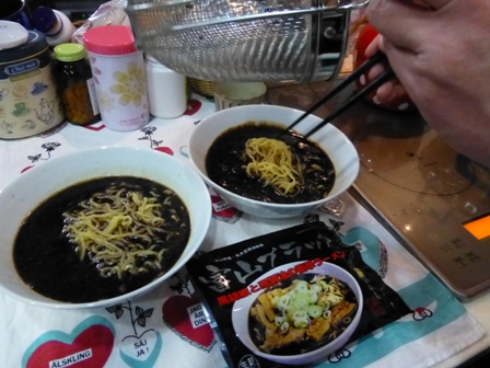 富山ブラックラーメン11