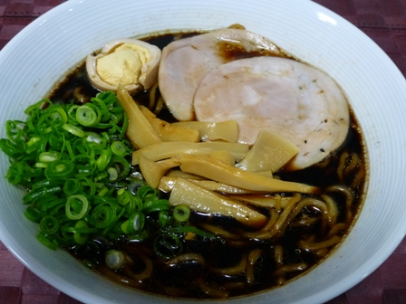 富山ブラックラーメン13