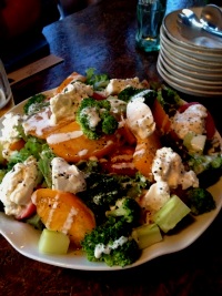 neu-salada.jpg