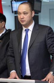 2012-10-27_Russia-CIS-Kyrgyzstan_【海外事件簿】チューリップ革命の旗手の息子が逮捕 汚職まみれの「王子」の結末は キルギス01_逮捕されたマクシム・バキエフ氏(ロイター)