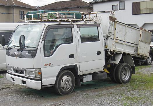 働く車(ダブルキャブ) | 雨の日はきらい