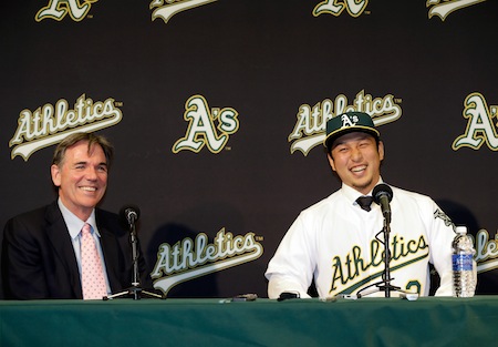 oakland-athletics-introduce-hiroyuki-nakajima-20121218-151029-587.jpg