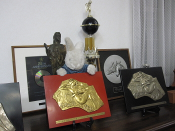 m.jpg