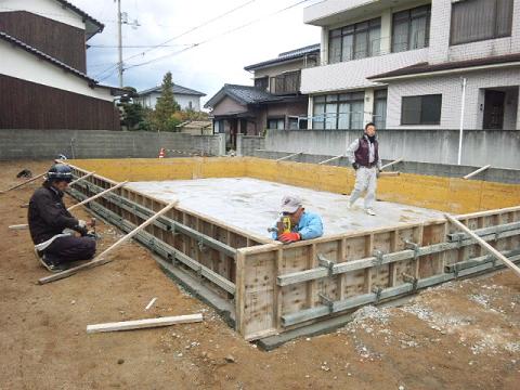外周型枠建て