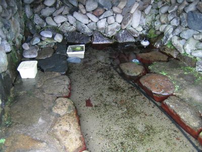 岡本の清水