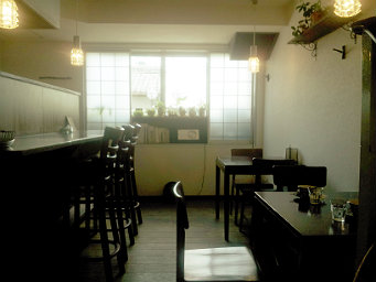 喫茶ツバメ店内