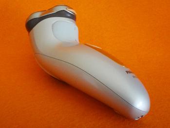 シェーバー (電気髭剃り)を購入しました / 古いシェーバー編