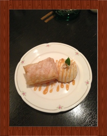 パイとりんご煮のムース