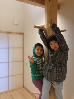 2012122112