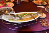 北海宴會館の宴会コース「清蒸魚」