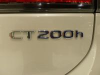 CT200hエンブレム