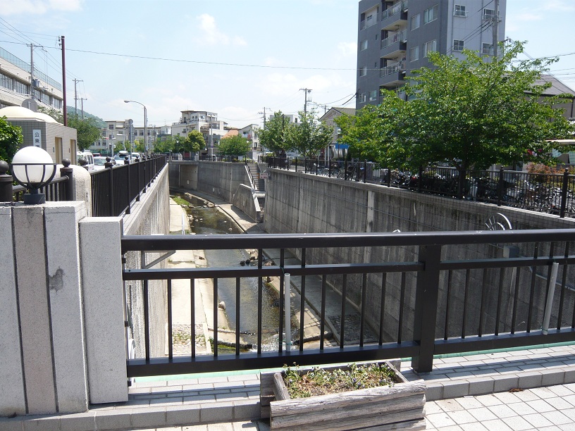 湊川