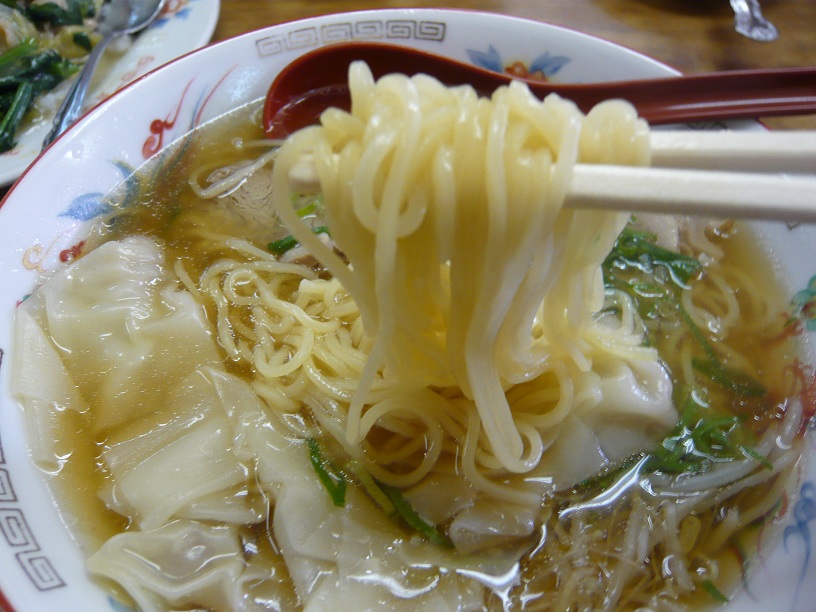 麺の箸上げ