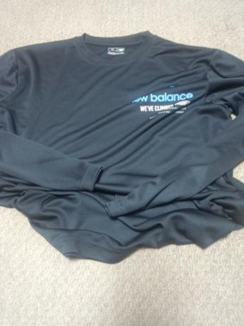 Tシャツ