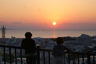 3夕日