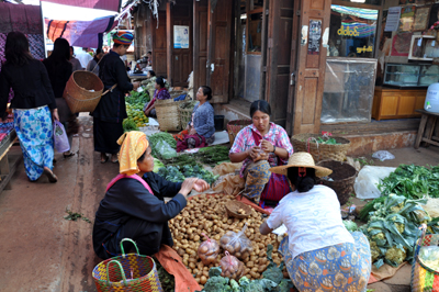 the market in Taunggyi