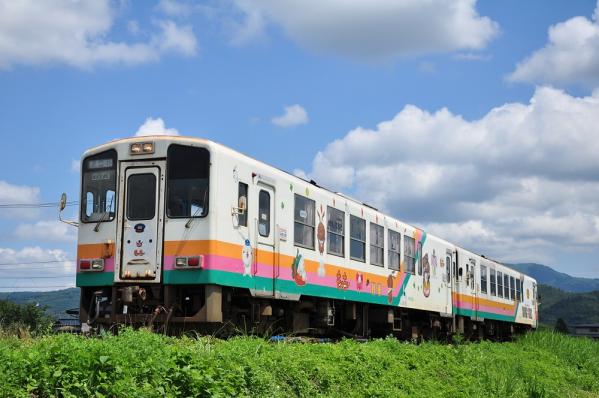 2012年8月9日 山形鉄道フラワー長井線 荒砥~四季の郷 YR880形YR883+YR886