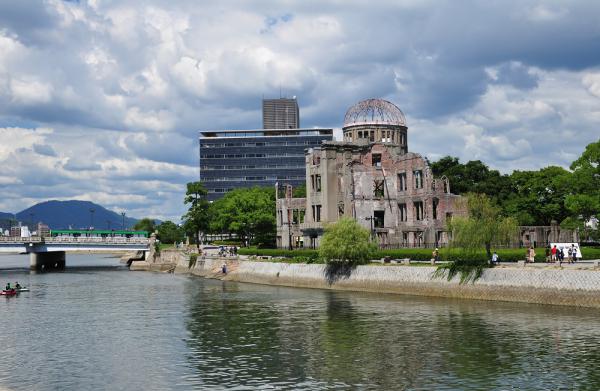 2012年8月25日 広島電鉄本線 原爆ドーム前~本川町 2号線 3950形