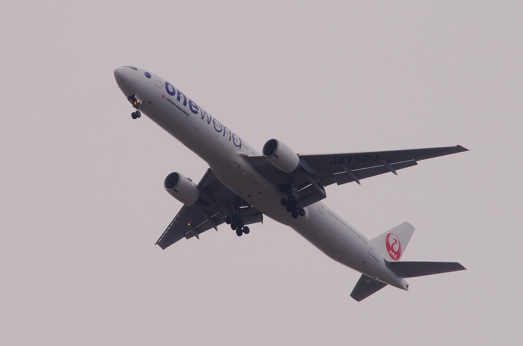 20130420ja752j.jpg