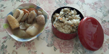 差入れ牡蠣飯と煮物
