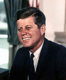 260px-John_F__Kennedy,_White_House_color_photo_portrait