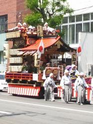 北海道神宮祭の山車