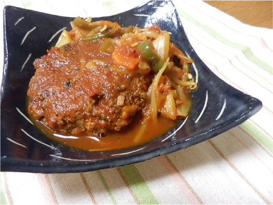 煮込みハンバーグ