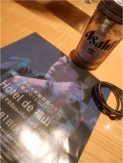 ライヴ後ホテルにて