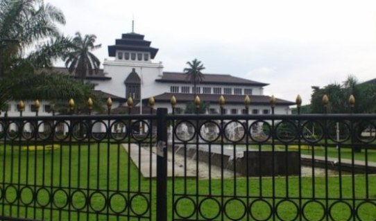 bandung10