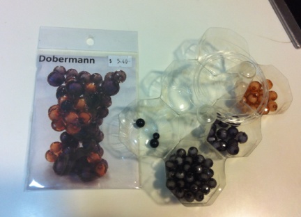 beads dobermann1