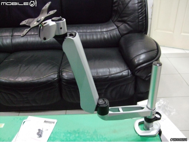 CR-LA1003_04.jpg