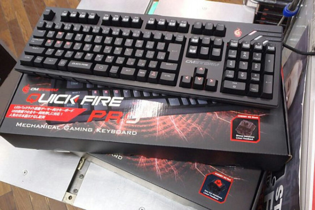RedSwitch_Keyboard_03.jpg
